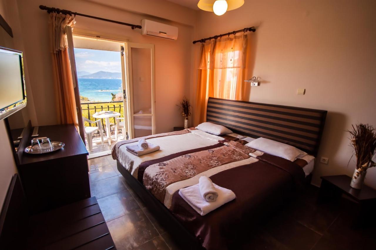 Ulrika Hotel Aegina Екстериор снимка